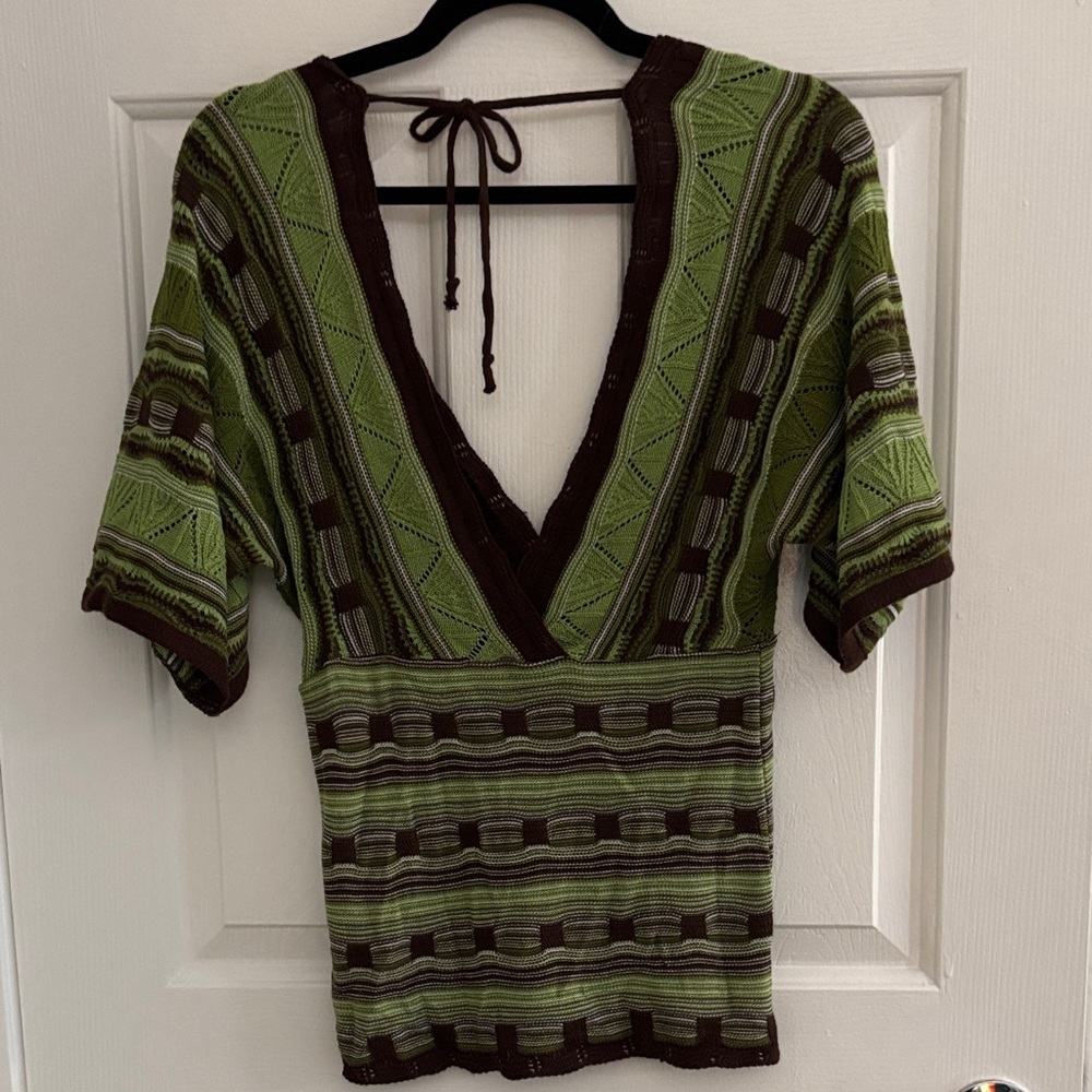 V-Neck Knit Top in Green and Brown large - Picture 3 of 3